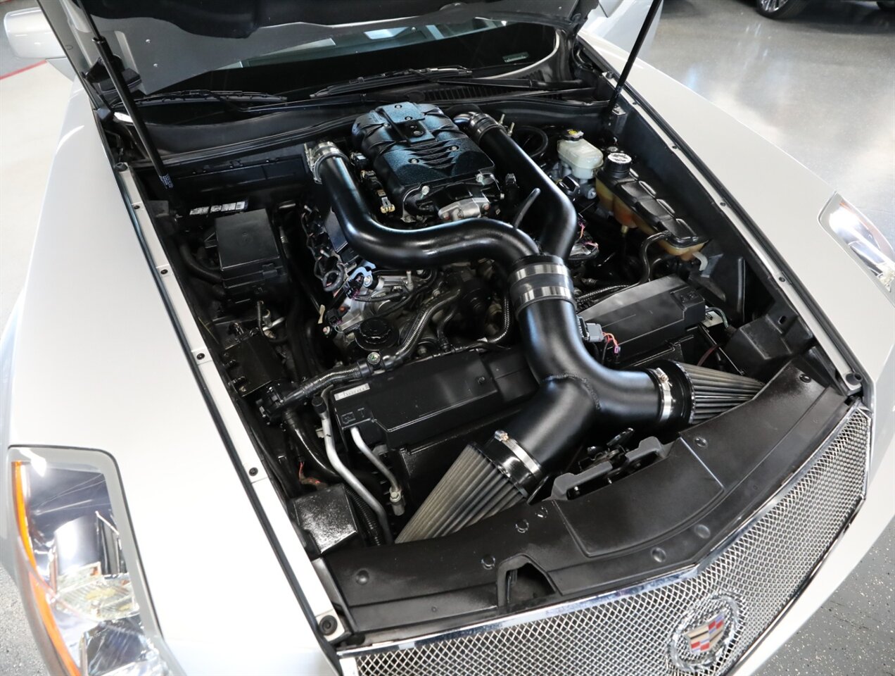 2006 Cadillac XLR-V - Photo 48 - Addison, IL 60101