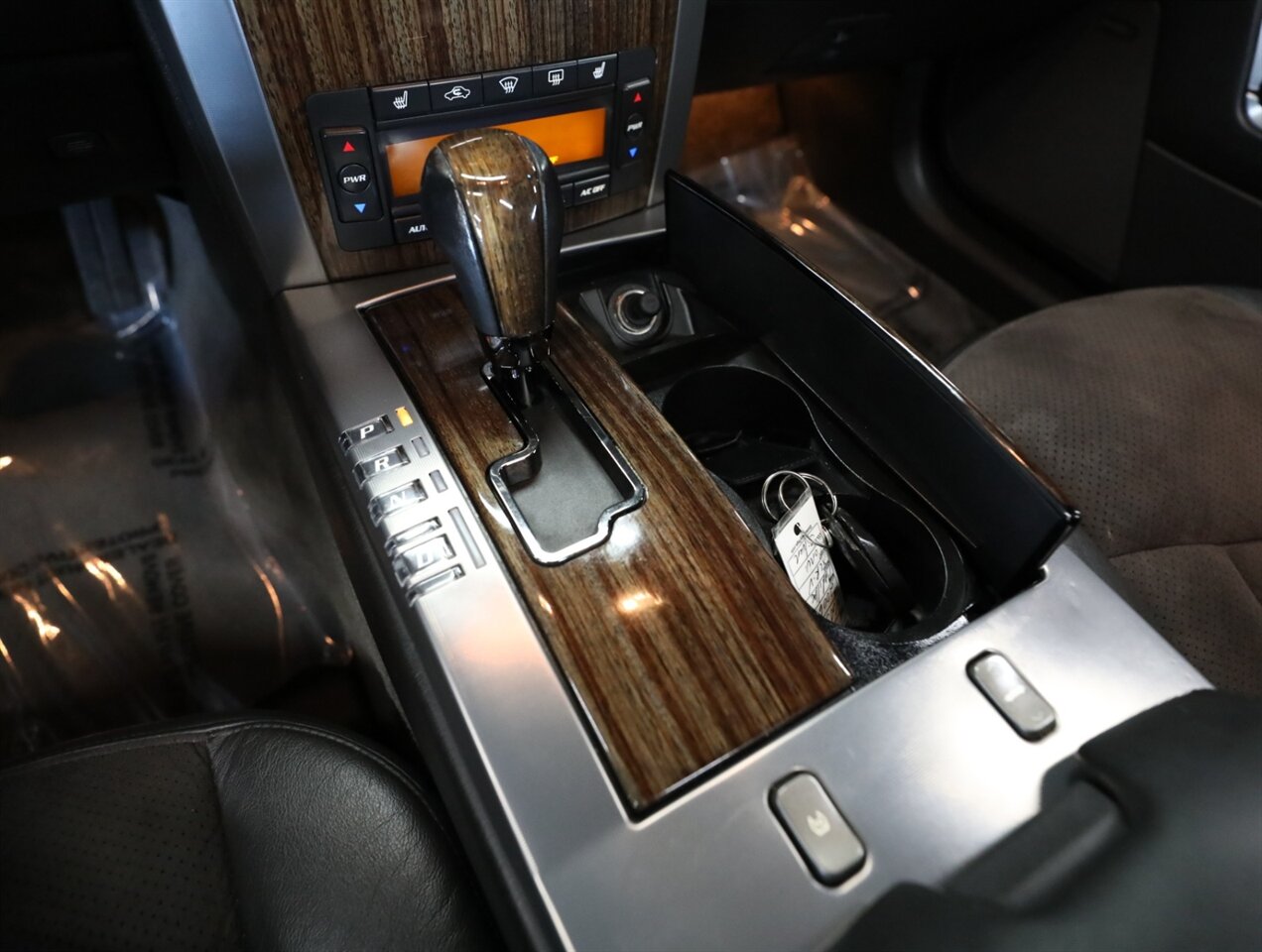 2006 Cadillac XLR-V - Photo 29 - Addison, IL 60101