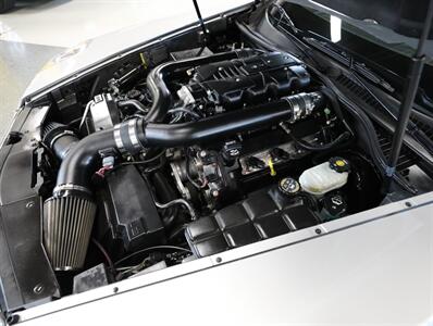 2006 Cadillac XLR-V   - Photo 51 - Addison, IL 60101