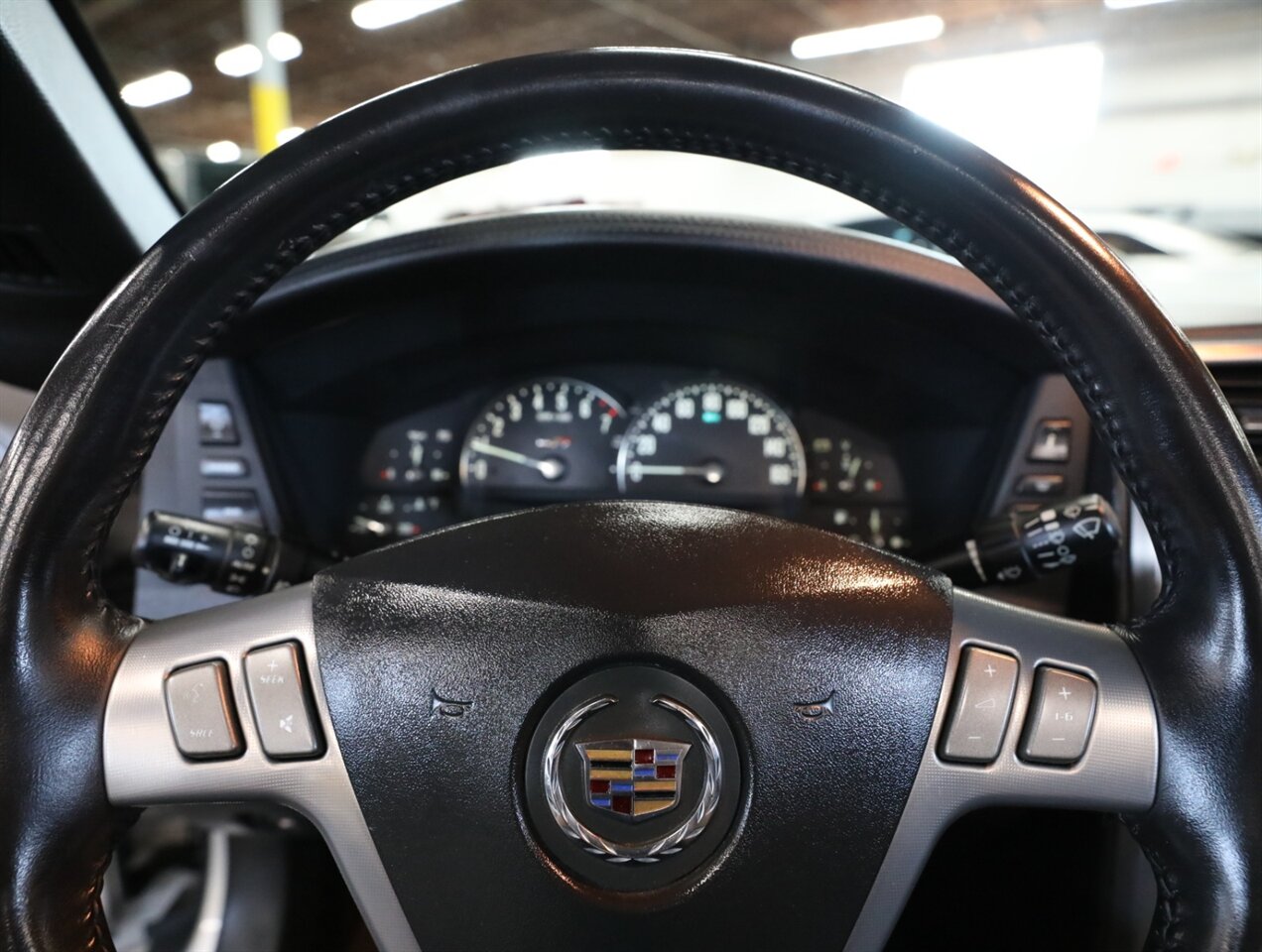 2006 Cadillac XLR-V - Photo 34 - Addison, IL 60101