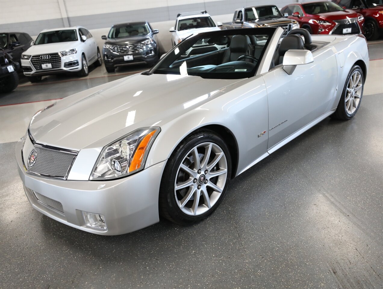 2006 Cadillac XLR-V - Photo 4 - Addison, IL 60101