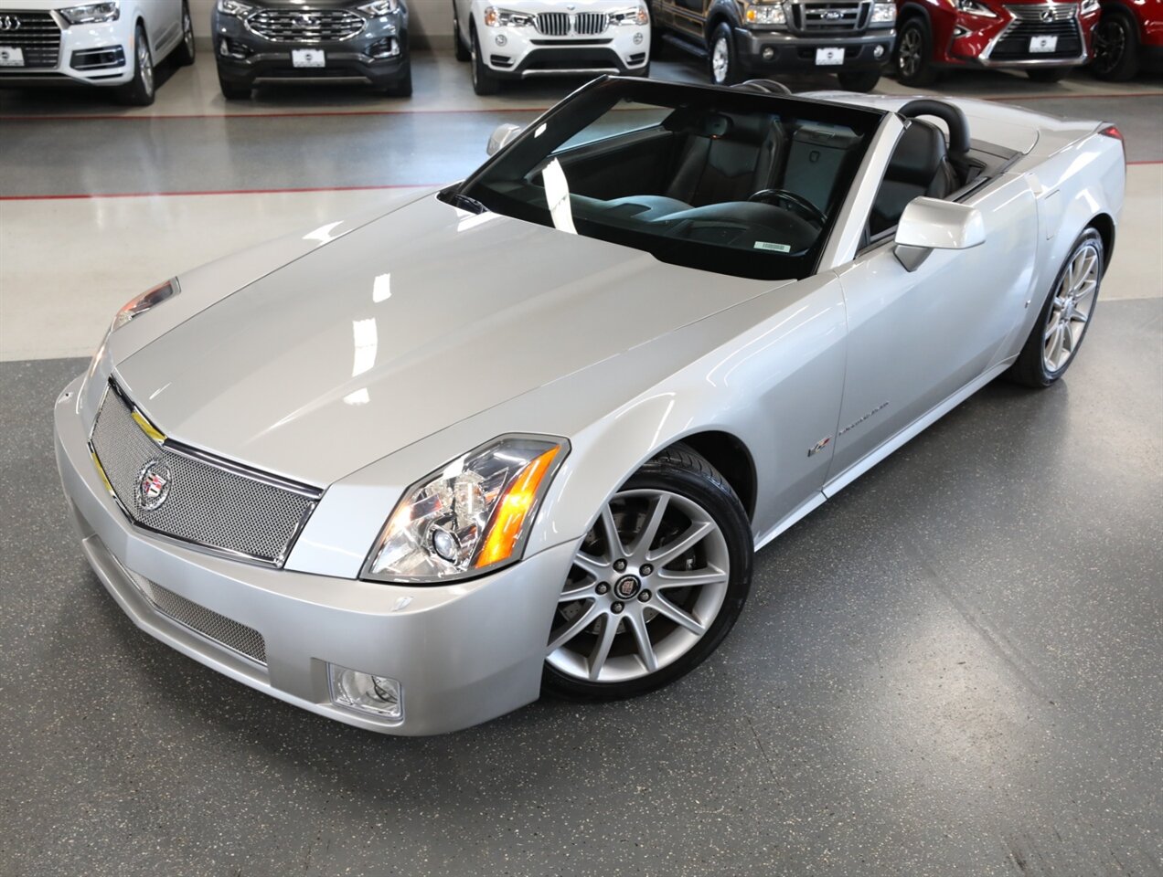 2006 Cadillac XLR-V - Photo 2 - Addison, IL 60101
