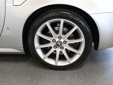 2006 Cadillac XLR-V   - Photo 43 - Addison, IL 60101