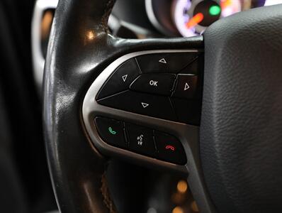 2019 Jeep Cherokee Latitude Plus 4WD   - Photo 36 - Addison, IL 60101