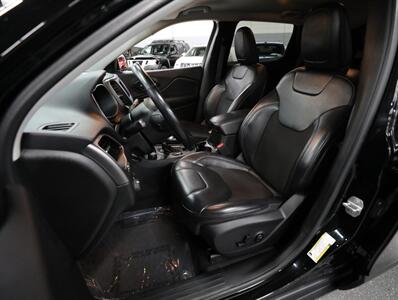 2019 Jeep Cherokee Latitude Plus 4WD   - Photo 29 - Addison, IL 60101