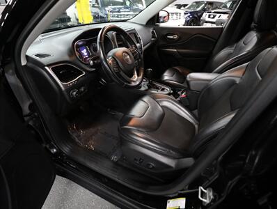 2019 Jeep Cherokee Latitude Plus 4WD   - Photo 28 - Addison, IL 60101