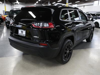 2019 Jeep Cherokee Latitude Plus 4WD   - Photo 9 - Addison, IL 60101