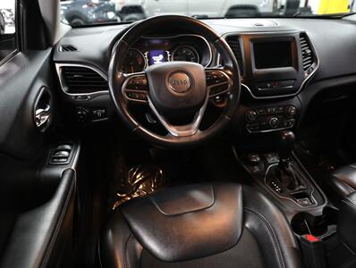 2019 Jeep Cherokee Latitude Plus 4WD   - Photo 26 - Addison, IL 60101