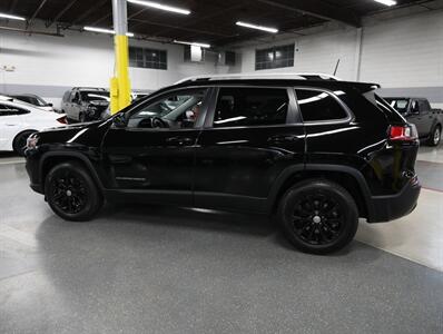 2019 Jeep Cherokee Latitude Plus 4WD   - Photo 15 - Addison, IL 60101