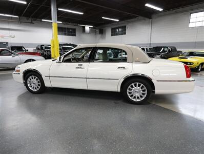 2007 Lincoln Town Car Signature - Photo 16 - Addison, IL 60101