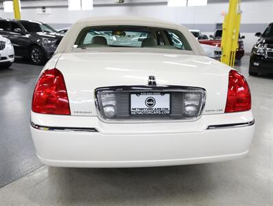 2007 Lincoln Town Car Signature - Photo 12 - Addison, IL 60101