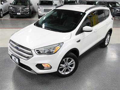 2018 Ford Escape SE AWD   - Photo 2 - Addison, IL 60101