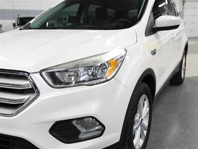 2018 Ford Escape SE AWD   - Photo 5 - Addison, IL 60101