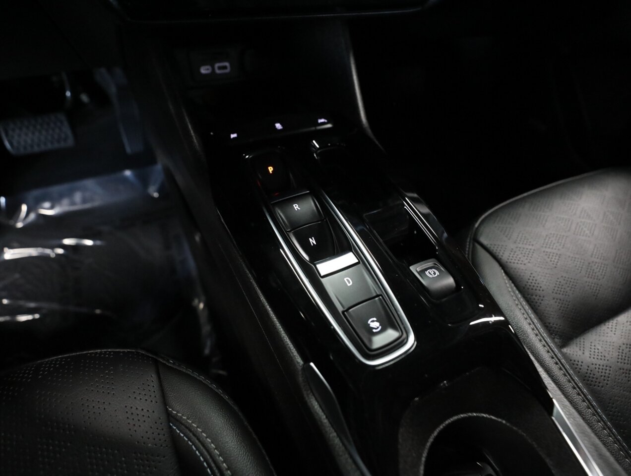 2023 Chevrolet Bolt EV 2LT   - Photo 30 - Addison, IL 60101