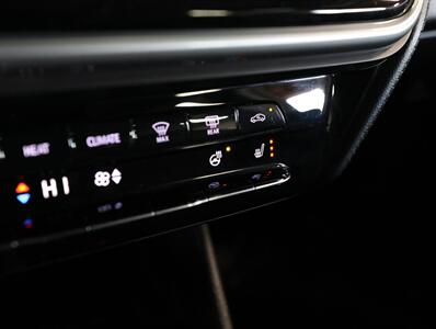 2023 Chevrolet Bolt EV 2LT   - Photo 32 - Addison, IL 60101