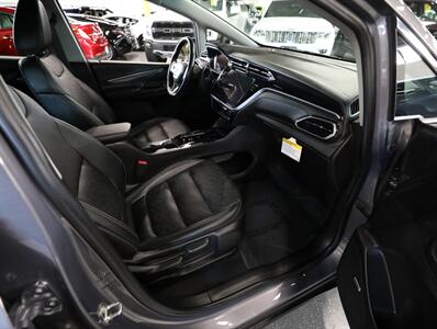 2023 Chevrolet Bolt EV 2LT   - Photo 16 - Addison, IL 60101
