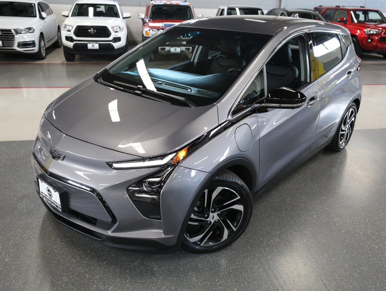 2023 Chevrolet Bolt EV 2LT   - Photo 2 - Addison, IL 60101