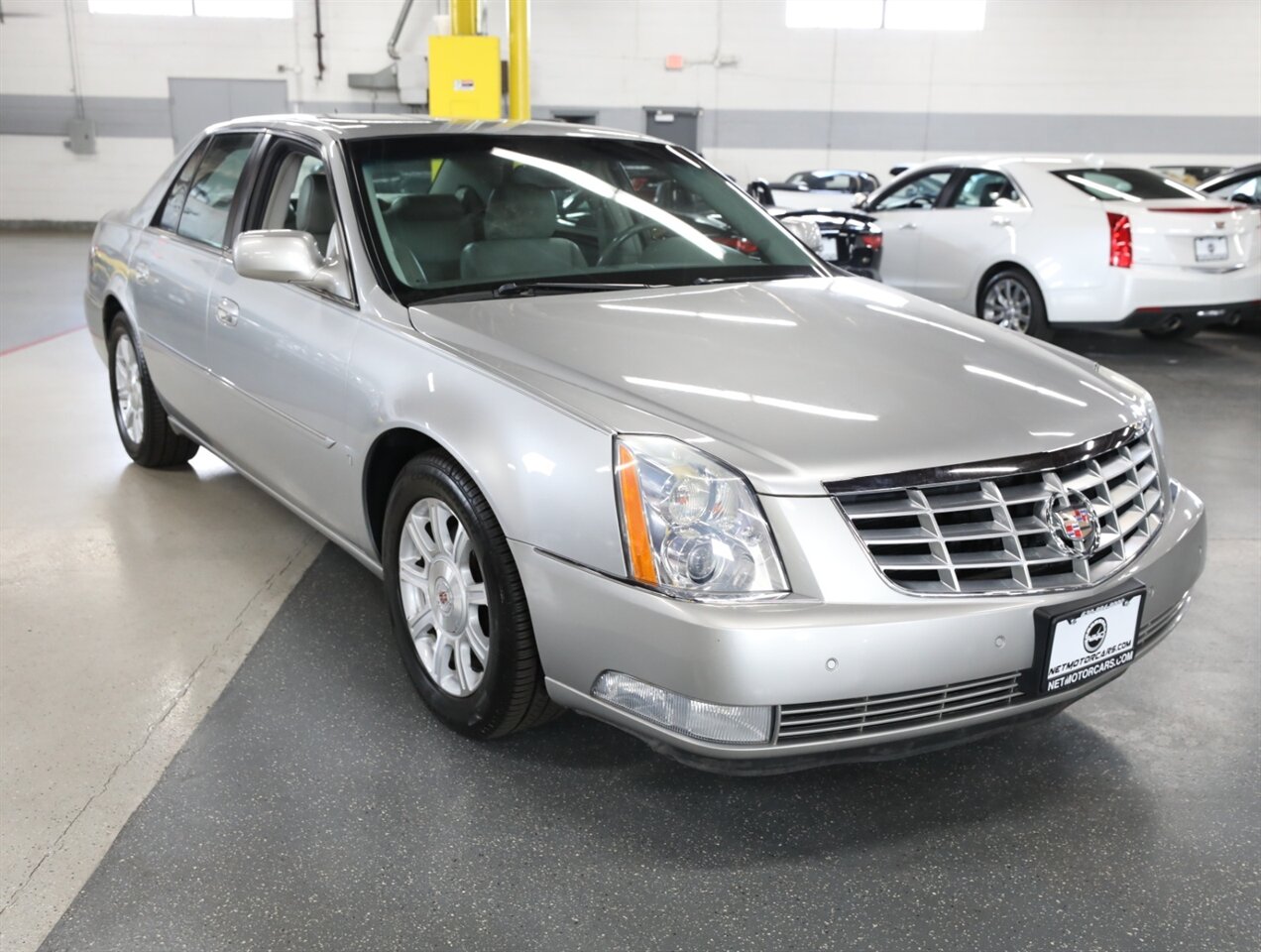2008 Cadillac DTS - Photo 7 - Addison, IL 60101