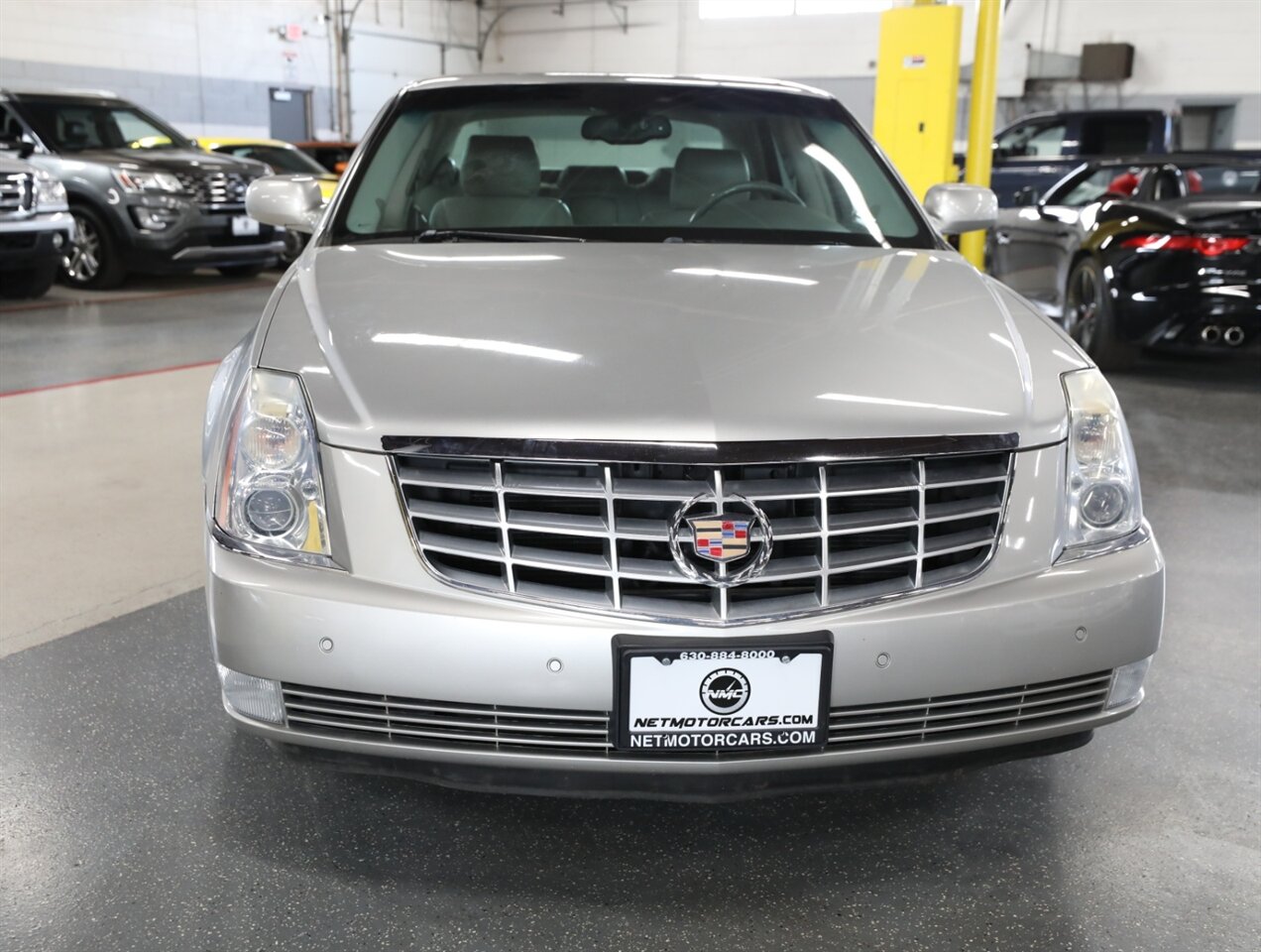 2008 Cadillac DTS - Photo 6 - Addison, IL 60101