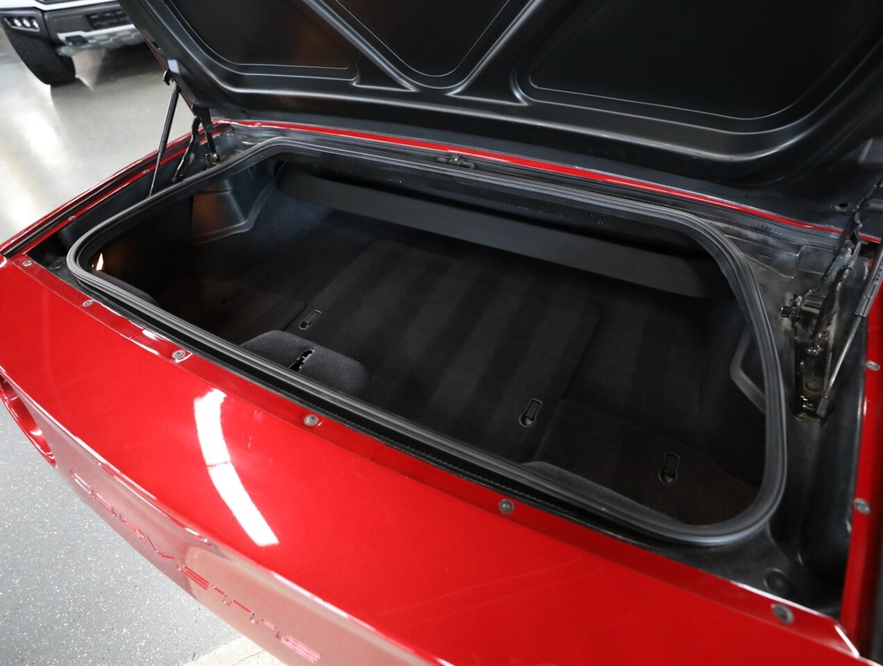 2004 Chevrolet Corvette - Photo 19 - Addison, IL 60101