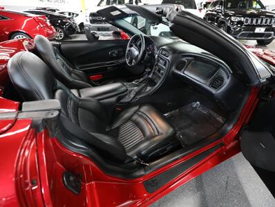 2004 Chevrolet Corvette   - Photo 17 - Addison, IL 60101