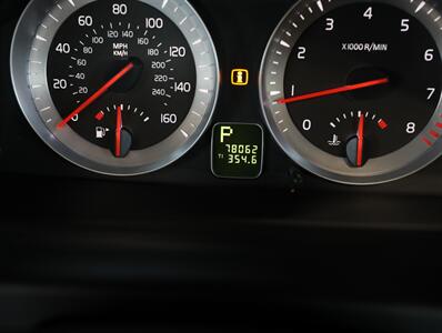 2011 Volvo C70 T5 - Photo 33 - Addison, IL 60101