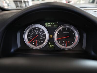 2011 Volvo C70 T5 - Photo 32 - Addison, IL 60101