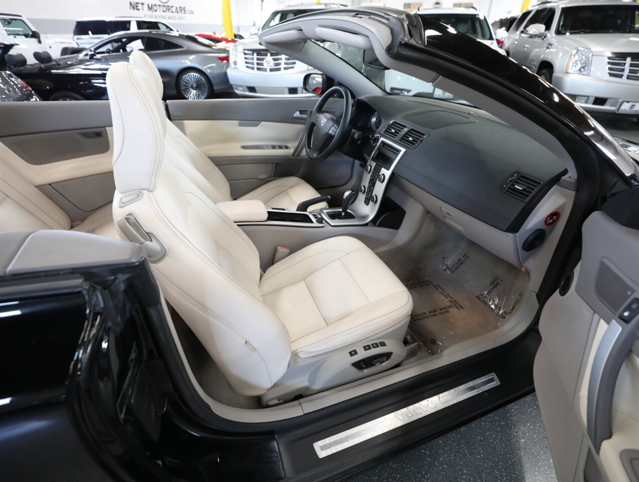 2011 Volvo C70 T5 - Photo 19 - Addison, IL 60101
