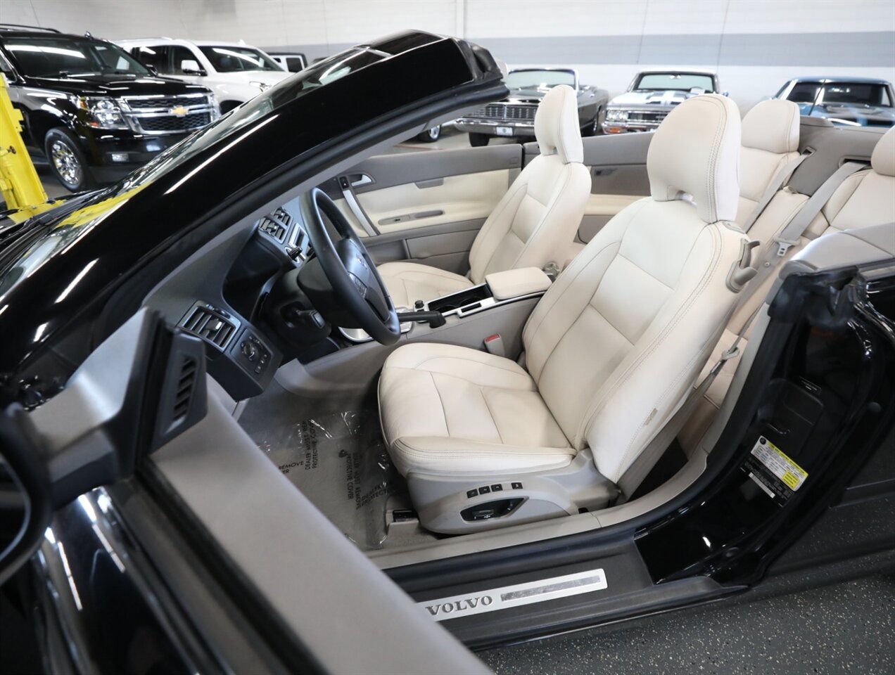 2011 Volvo C70 T5 - Photo 26 - Addison, IL 60101