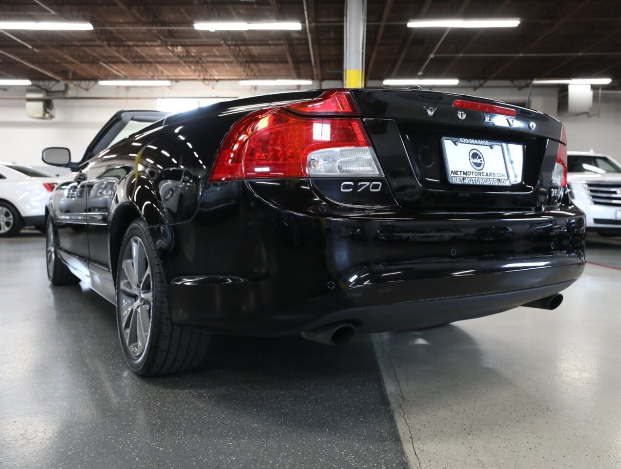 2011 Volvo C70 T5 - Photo 13 - Addison, IL 60101