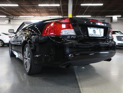 2011 Volvo C70 T5 - Photo 13 - Addison, IL 60101