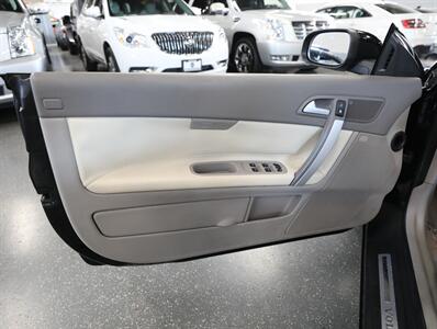 2011 Volvo C70 T5 - Photo 24 - Addison, IL 60101