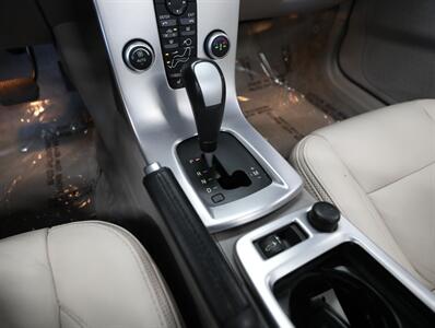 2011 Volvo C70 T5 - Photo 27 - Addison, IL 60101
