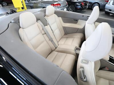 2011 Volvo C70 T5 - Photo 21 - Addison, IL 60101