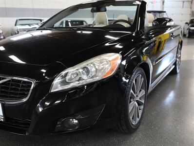 2011 Volvo C70 T5 - Photo 5 - Addison, IL 60101