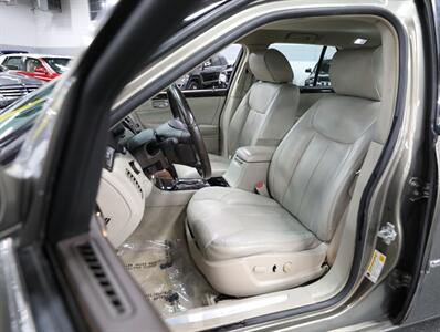 2011 Cadillac DTS 4.6L V8   - Photo 32 - Addison, IL 60101