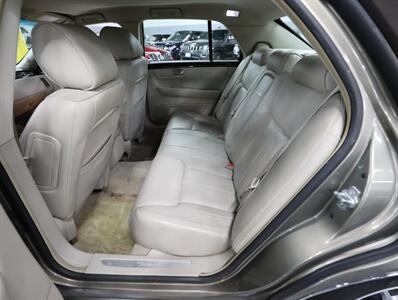 2011 Cadillac DTS 4.6L V8   - Photo 27 - Addison, IL 60101