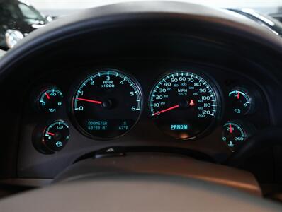 2013 Chevrolet Avalanche LT Black Diamond 4X4 - Photo 38 - Addison, IL 60101