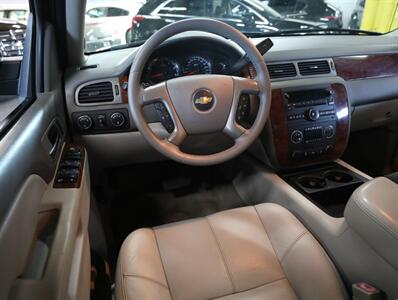 2013 Chevrolet Avalanche LT Black Diamond 4X4 - Photo 28 - Addison, IL 60101