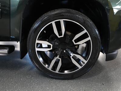 2013 Chevrolet Avalanche LT Black Diamond 4X4 - Photo 43 - Addison, IL 60101