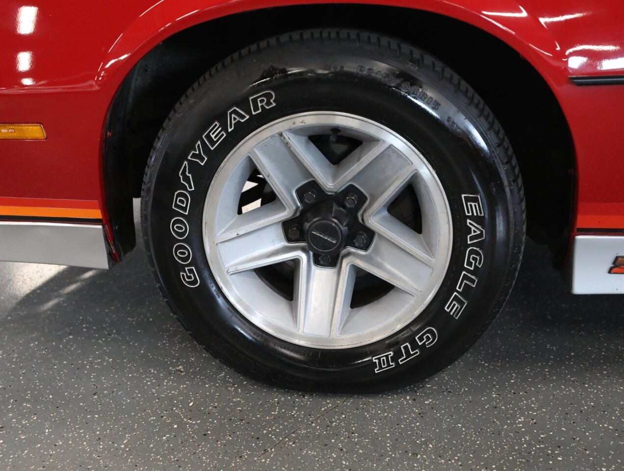 1983 Chevrolet Camaro Z28 - Photo 37 - Addison, IL 60101