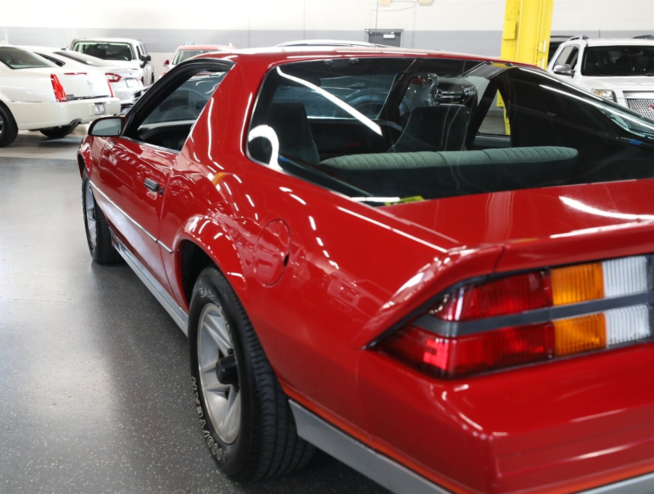 1983 Chevrolet Camaro Z28 - Photo 14 - Addison, IL 60101