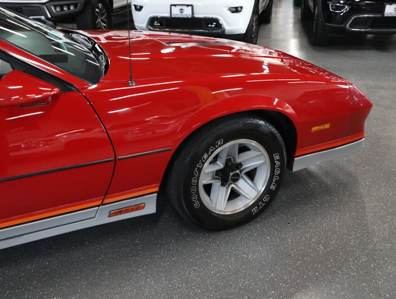 1983 Chevrolet Camaro Z28 - Photo 7 - Addison, IL 60101