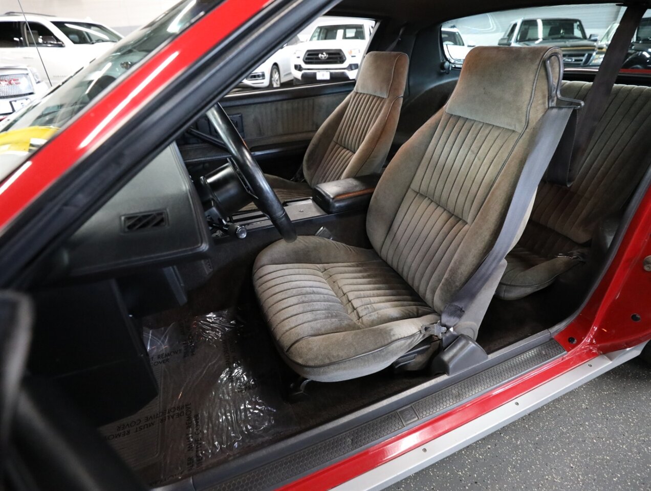 1983 Chevrolet Camaro Z28 - Photo 25 - Addison, IL 60101