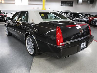 2008 Cadillac DTS Luxury II   - Photo 14 - Addison, IL 60101