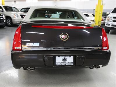 2008 Cadillac DTS Luxury II   - Photo 10 - Addison, IL 60101