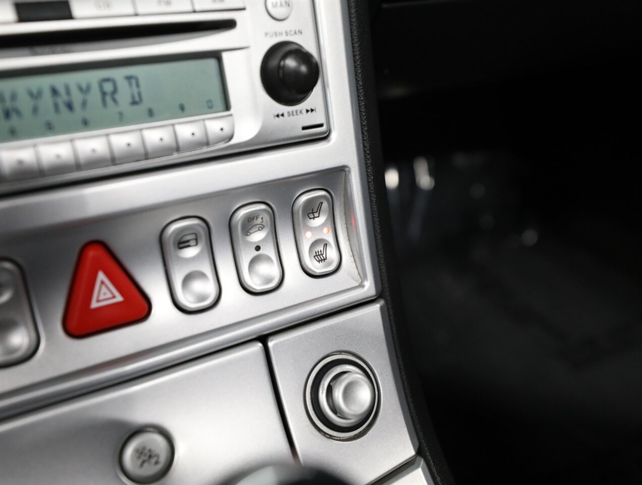 2007 Chrysler Crossfire Limited Convertible - Photo 26 - Addison, IL 60101