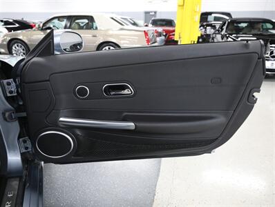 2007 Chrysler Crossfire Limited Convertible - Photo 17 - Addison, IL 60101