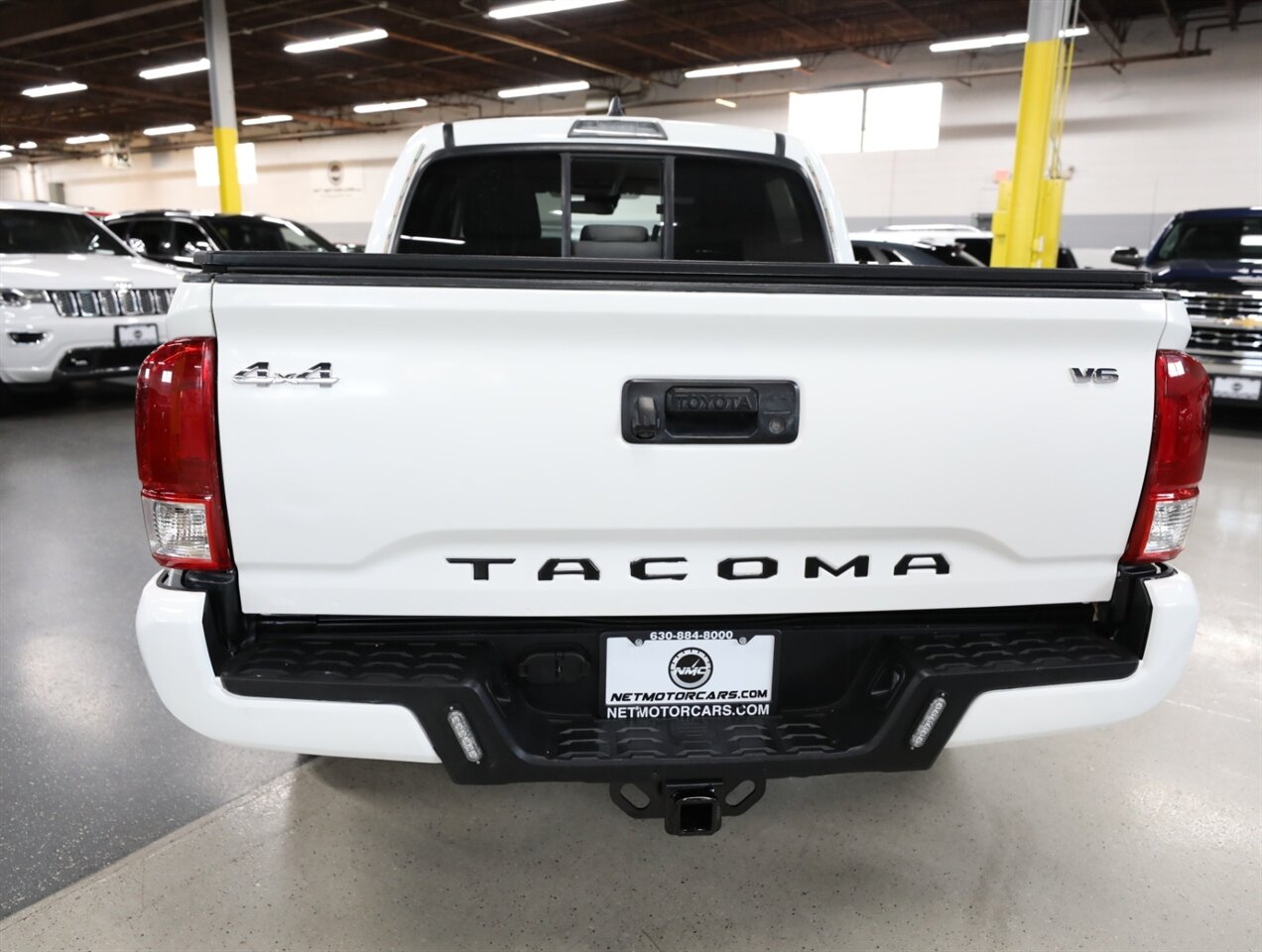 2023 Toyota Tacoma SR V6 4X4 - Photo 12 - Addison, IL 60101