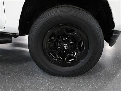 2023 Toyota Tacoma SR V6 4X4   - Photo 45 - Addison, IL 60101